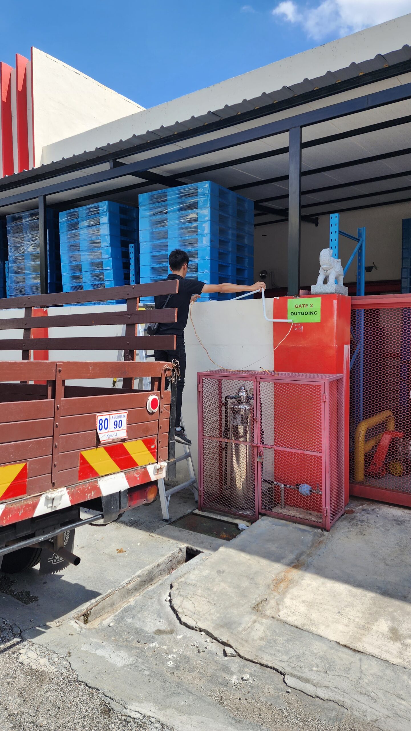 20230426 110736 scaled